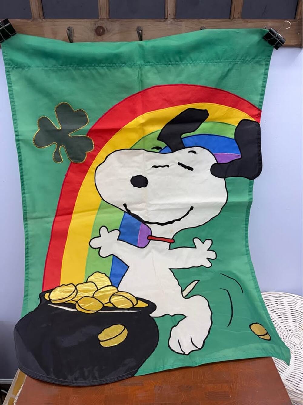 Vintage Peanuts Snoopy St. Patrick’s Day Garden Flag 39x 28 Green Pot Of gold